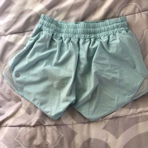 Lululemon Hotty hot shorts
